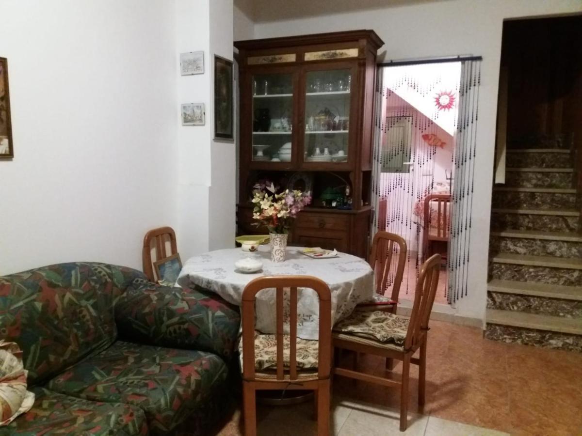 Casa Vacanza A ปุนตาเซกกา ภายนอก รูปภาพ