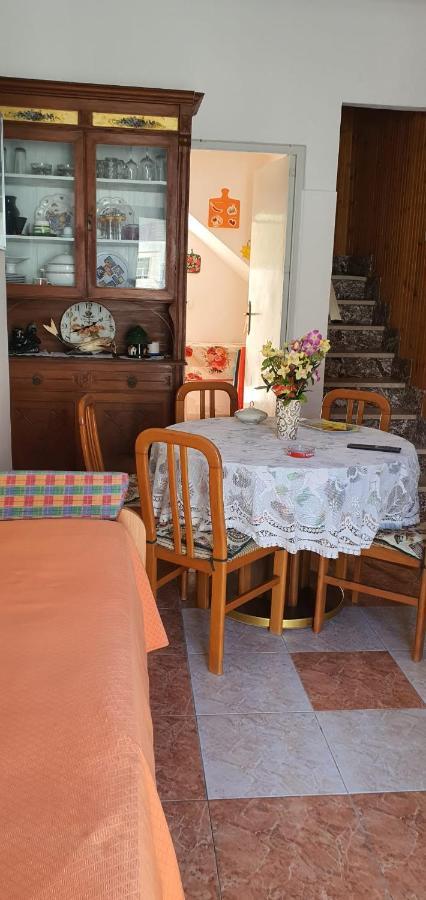 Casa Vacanza A ปุนตาเซกกา ภายนอก รูปภาพ