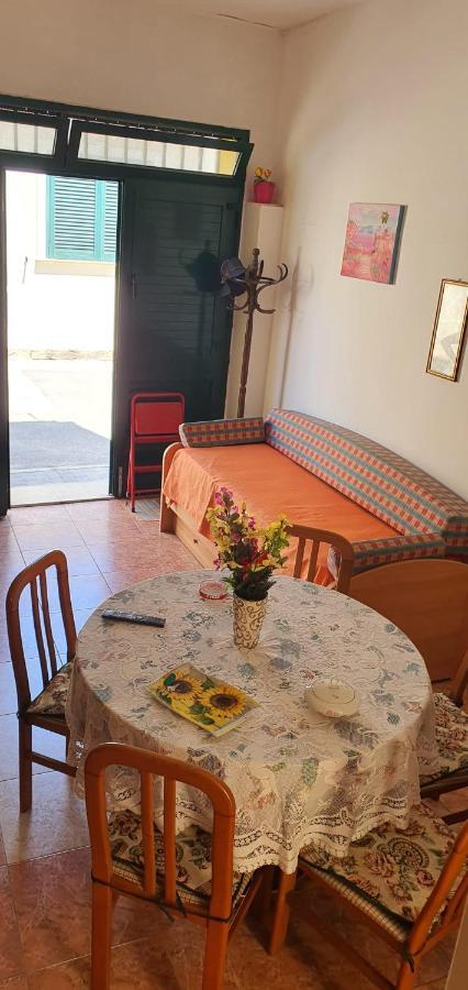 Casa Vacanza A ปุนตาเซกกา ภายนอก รูปภาพ